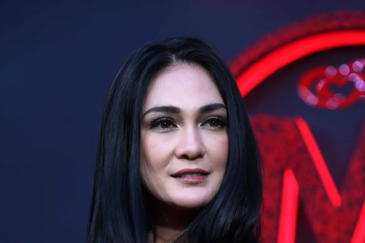 [Bintang] Luna Maya