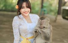 Mirip Mendiang Vanessa Angel, 8 Foto Cantik Fuji Pakai Kebaya Bali, Sukses Bikin Terpesona