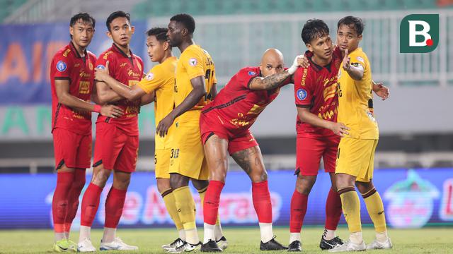 Persija Jakarta vs Semen Padang