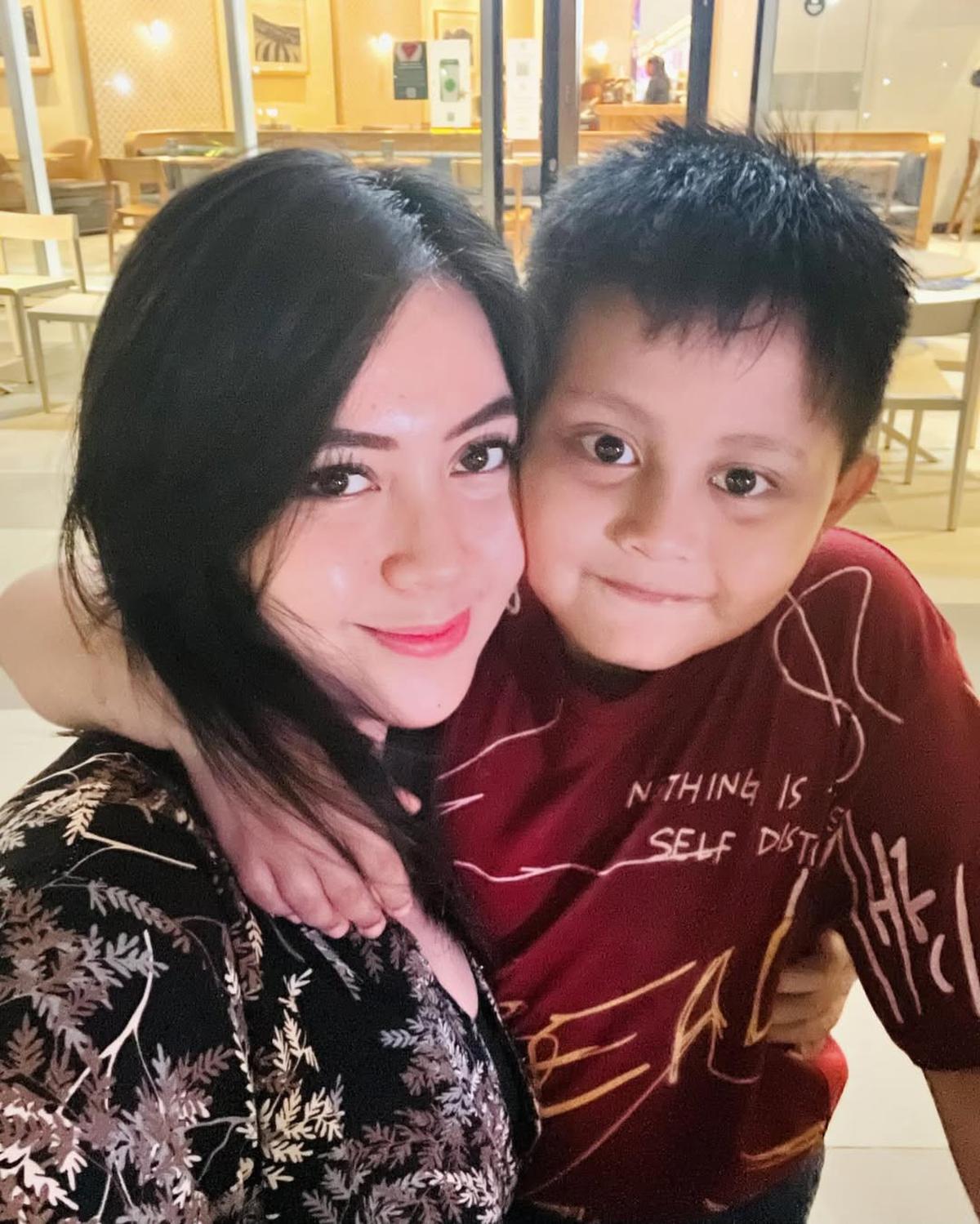 Yama Carlos Sebut Belum Dipertemukan dengan Anak, Arfita Dwi Sang Mantan Istri Ungkap Persoalan yang Berbeda