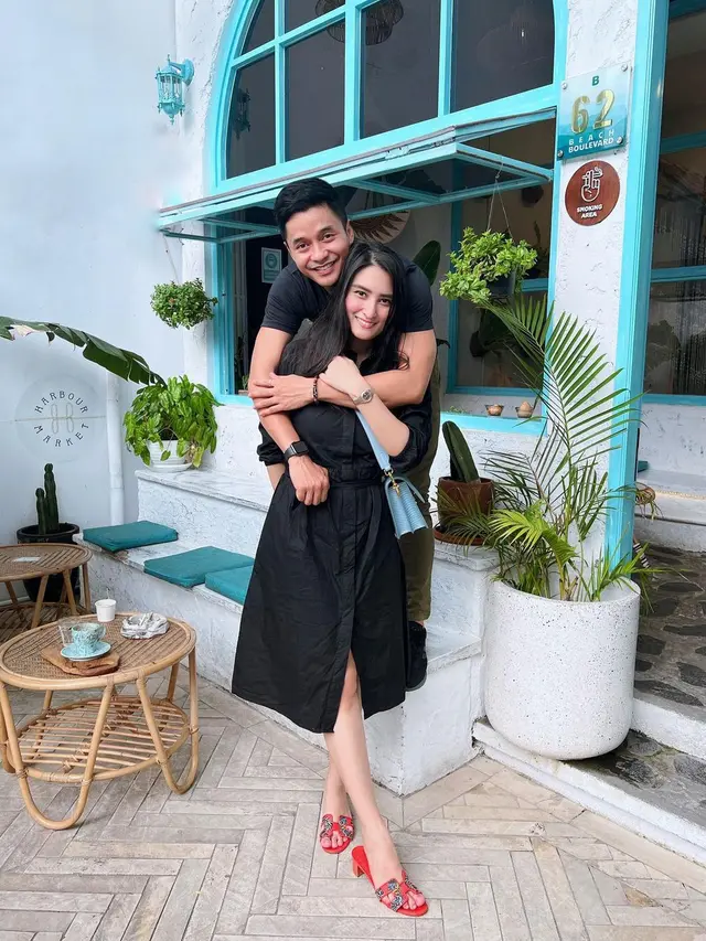 [Fimela] Adly Fairuz dan Angbeen Rishi