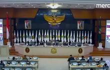 VIDEO: Banjir Interupsi, PDIP Keras Ramai-Ramai Serang Dedi Mulyadi di Rapat DPRD