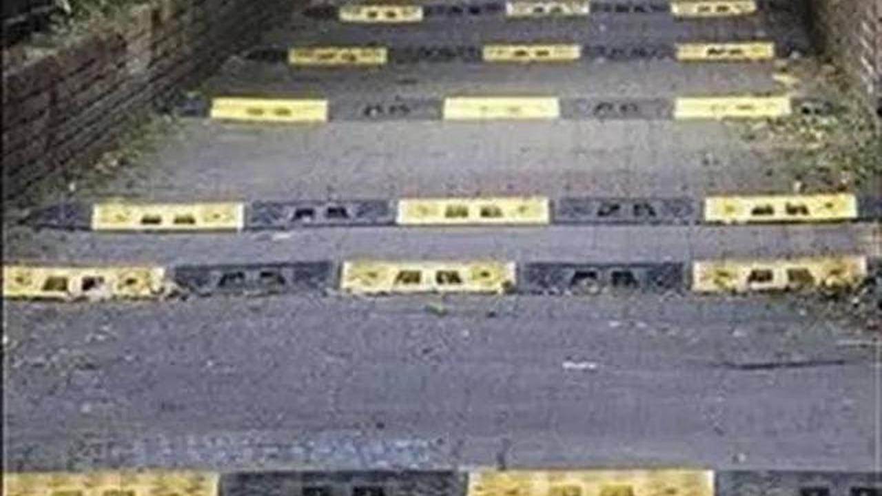 Waspadai Risiko Kerusakan Dudukan Mesin Motor Jika Sering Hajar Polisi Tidur