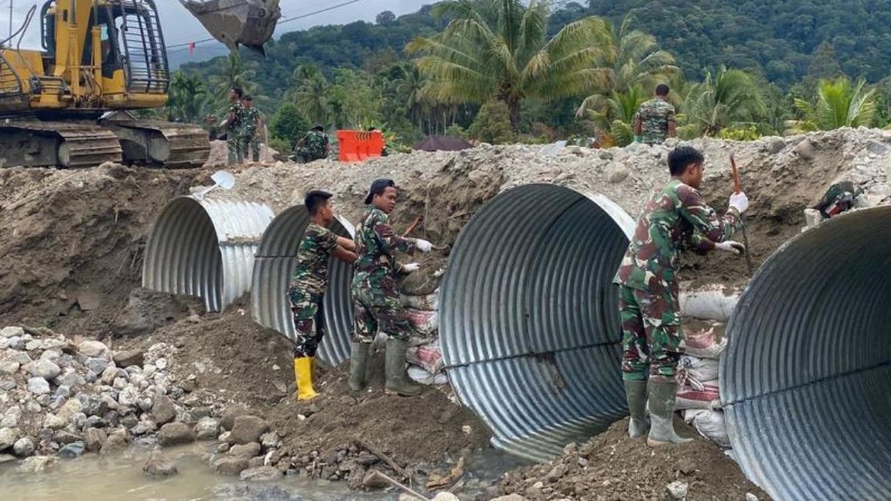 Pembangunan Jembatan Sumut Sumbar: TNI dan Warga Gotong Royong Percepat Akses Masyarakat