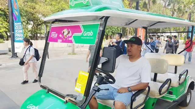 Grab Sediakan 20 Mobil Golf Mudahkan Mobilisasi Pengunjung dan Atlet Asian Para Games ke GBK