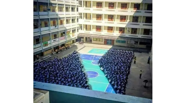 6 Kelakuan Kocak Orang Takut Panas Ini Bikin Ngakak