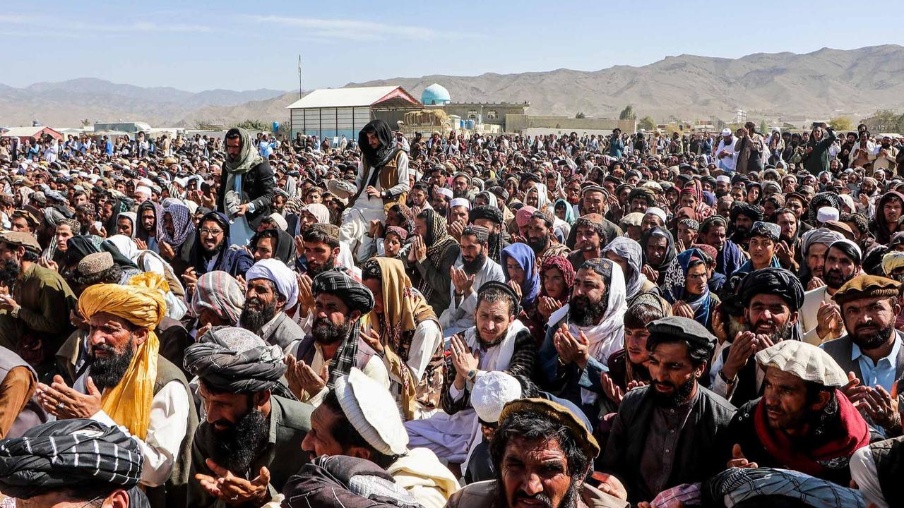 FOTO: Duka di Perbatasan, Serangan Udara Pakistan Renggut 10 Nyawa di Afghanistan