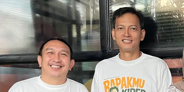 Fedi Nuril - Augie Fantinus Main Bola di Usia 40-an demi Film Bapakmu Kiper: Kayak Cari Mati