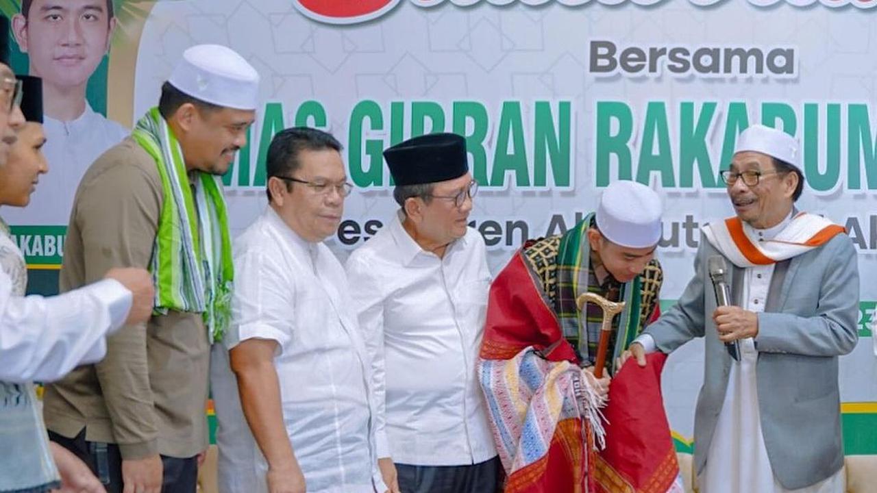 Tujuan dari kunjungan ini ialah untuk menyambung silaturahmi sekaligus tali persaudaraan. <br>