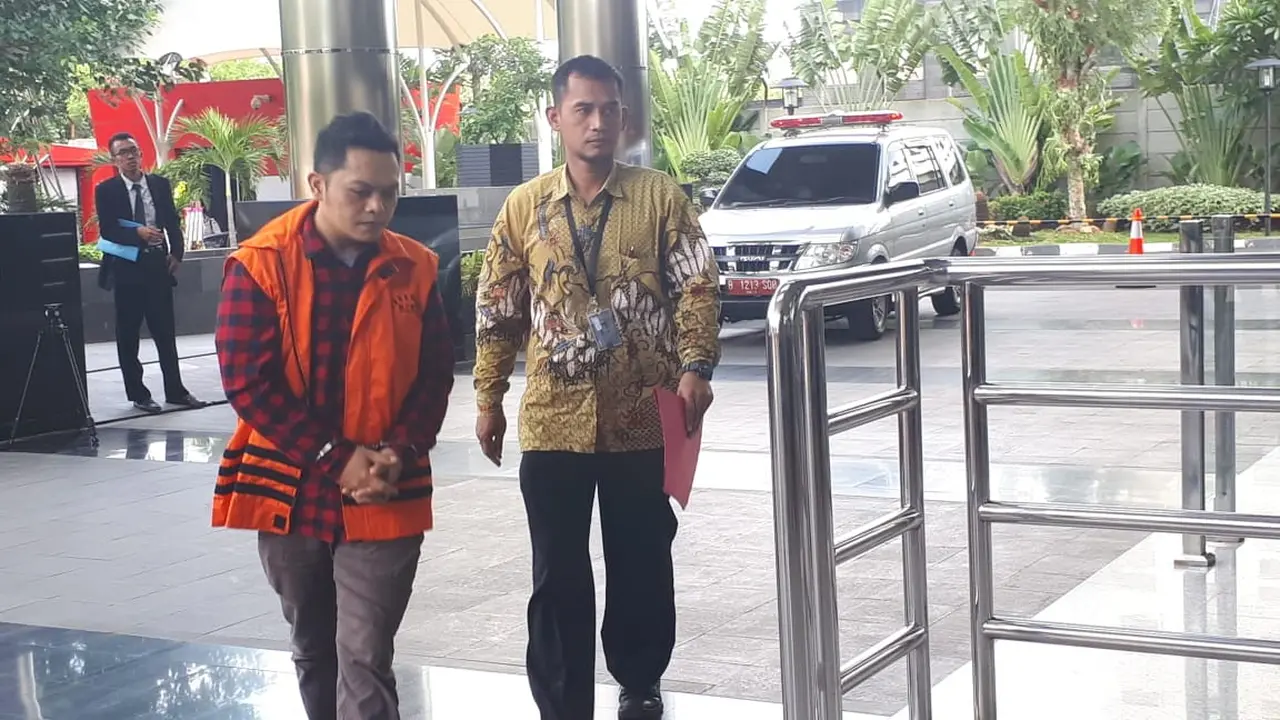 Tahanan KPK Diborgol