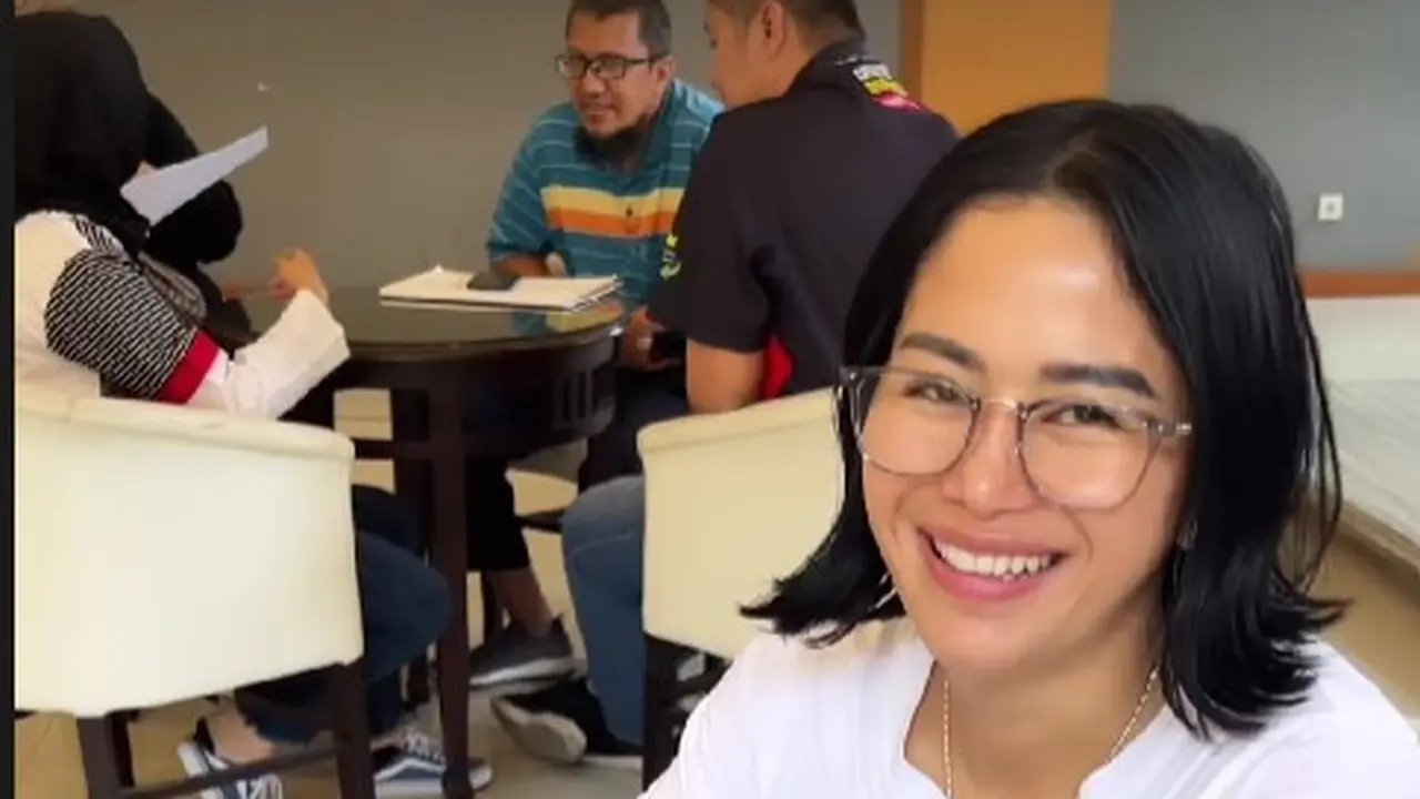 Top 3: Kisruh Food Vlogger Codeblu dan Farida Nurhan Buntut Perkara Review Warung Nyak Kopsah