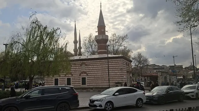 Uskudar Square