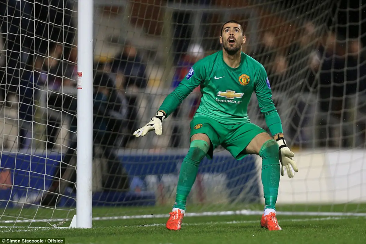 Aksi Victor Valdes Bersama MU Junior