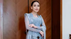 Detail Penampilan Ayu Ting Ting di Nikahan Andre Taulany dan Amanda Rigby