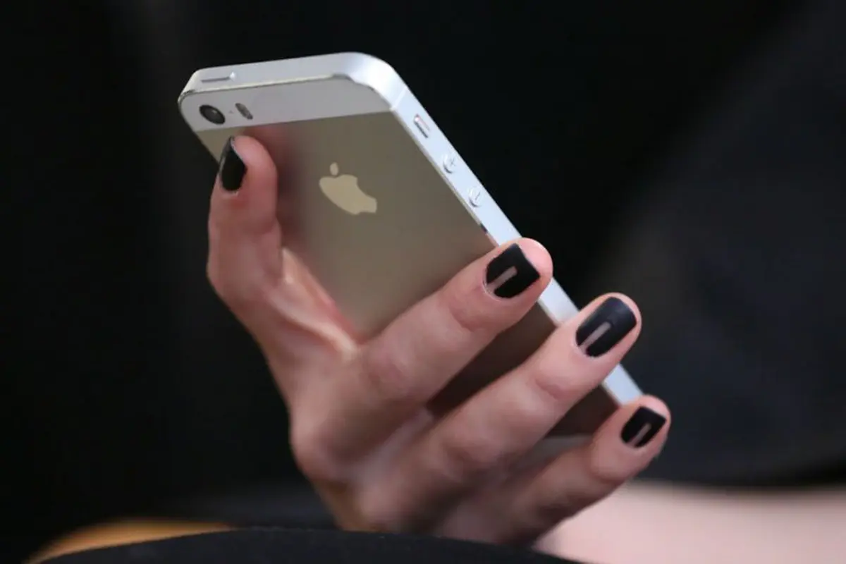 16 Perjuangan yang Hanya Dirasakan oleh Pengguna iPhone