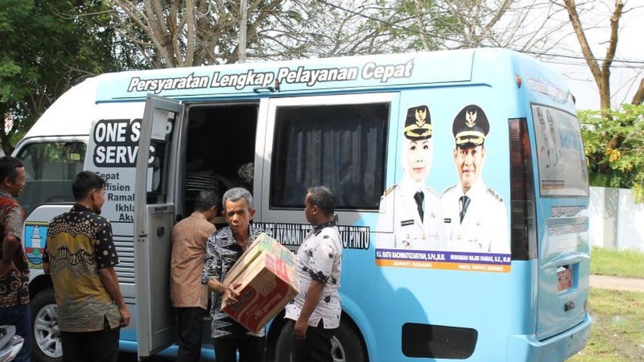 Pemkab Serang Salurkan Bantuan Korban Banjir di Carenang, Ribuan Jiwa Terdampak