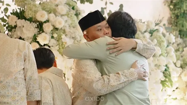 Momen pengajian jelang pernikahan Rizky Febian di kediaman Sule, Rabu (8/5/2024). [Foto: Instagram/rizkyfbian]