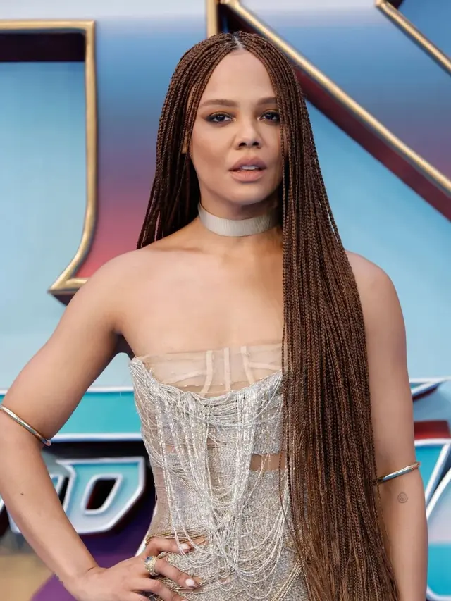 Parade Busana Natalie Portman hingga Tessa Thompson di Premiere Film Thor: Love and Thunder di Inggris