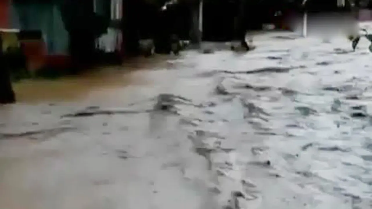  Banjir Tomohon