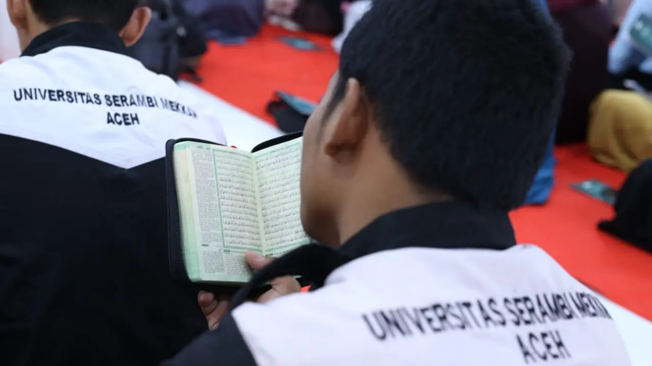 Baca kitab suci