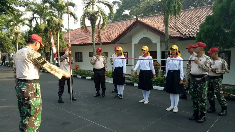 20170805-paskibraka-jakarta-latihan