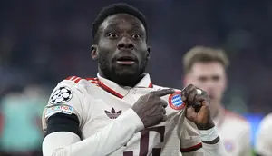 Bayern Munchen Ambil Keputusan soal Transfer Alphonso Davies ke MU