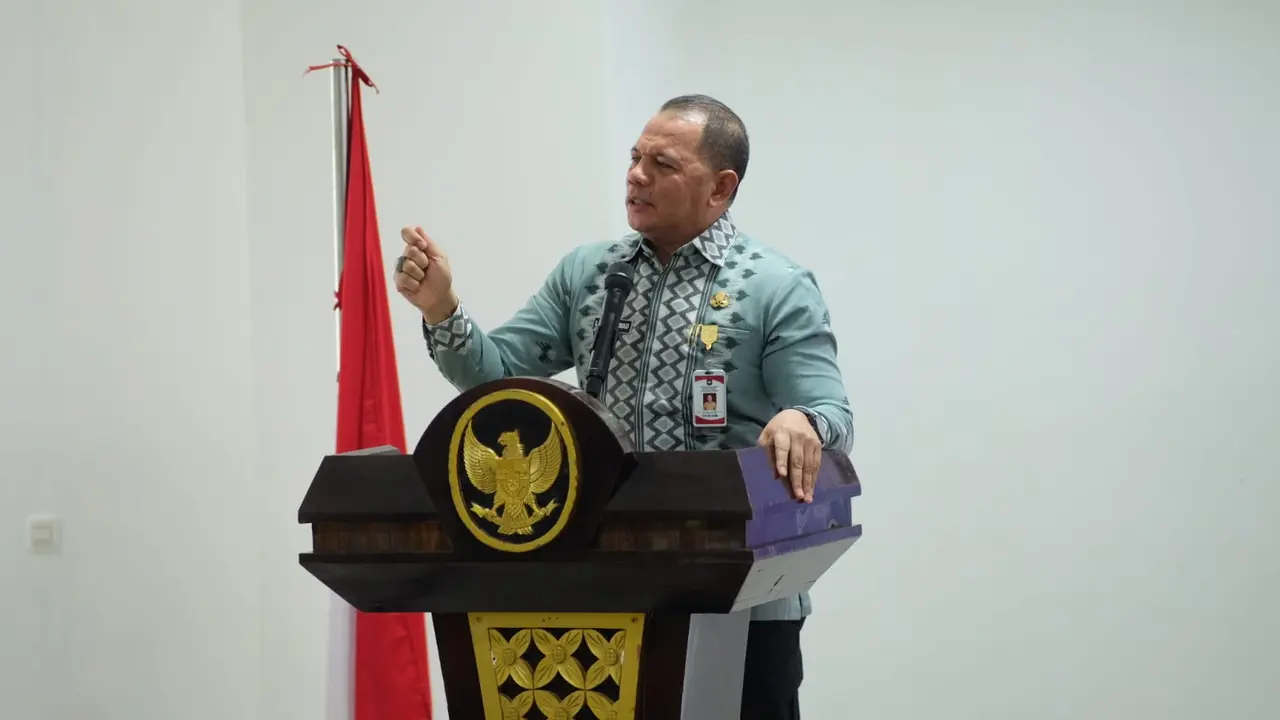 Direktur Jenderal Bina Pemerintahan Desa Kementerian Dalam Negeri (Kemendagri) La Ode Ahmad P Bolombo saat menyampaikan arahan terkait batas desa (Istimewa)