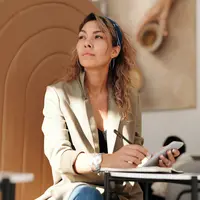 ilustrasi perempuan bekerja/Photo by Marcus Aurelius from Pexels