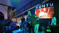 Piyu Padi dan Badai selama ini jadi garda terdepan dalam menyuarakan hak cipta, Kini keduanya menepi sejenak dan habiskan waktu bareng untuk berkarya.
