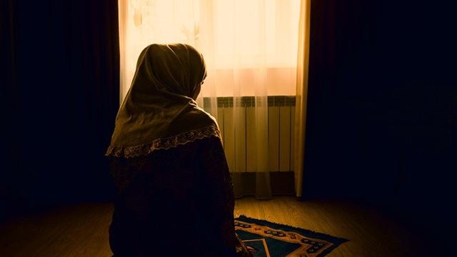 Perbanyak amal ibadah untuk mendapatkan syafaat di malam Lailatul Qadar/copyright shutterstock.com