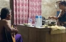 Temani Istri Masak Sambil Nyanyikan Lagu, Aksi Pasangan Suami Istri Ini Viral Bikin Iri