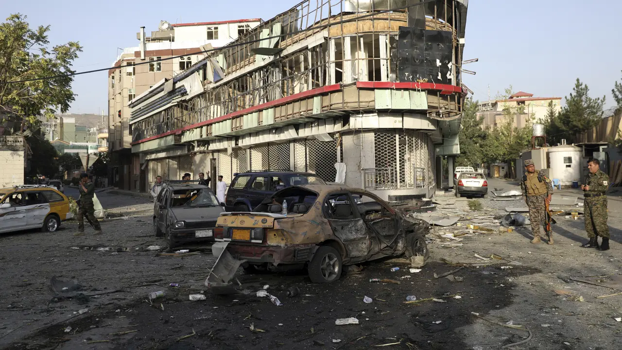 Ledakan Bom Guncang Lingkungan Elit di Afghanistan