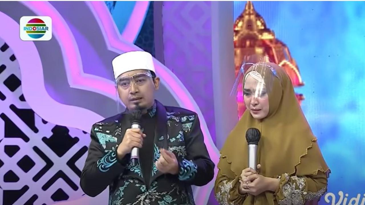 Ustaz Solmed dan April Jasmine (YouTube/ Indosiar)