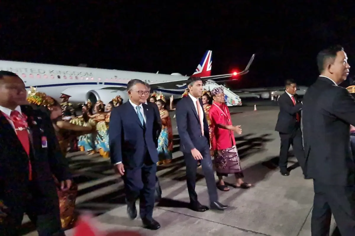 PM Inggris Rishi Sunak tiba di Bali untuk G20 Summit.