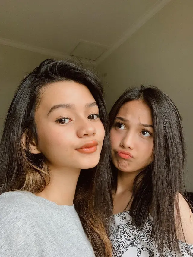 7 Potret Kebersamaan Aisyah Aqilah dan Adzwa Aurell, Dianggap Saudara