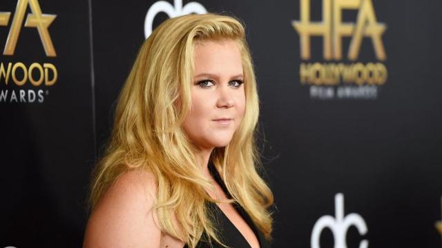 [Bintang] Amy Schumer