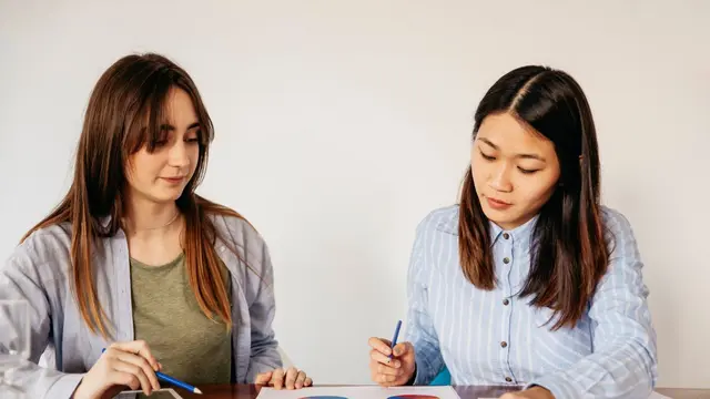 Risiko Memiliki IQ Tinggi Tapi EQ Rendah (photo by freepik.com)