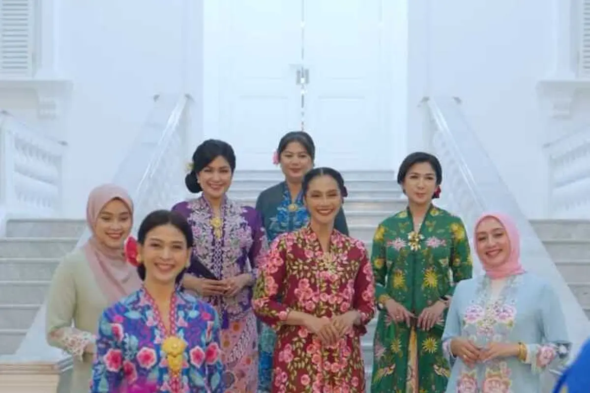 Kebaya Maudy Koesnaedi, Intip Modelnya yang Cantik saat Dikenakan Mengenang Masa Juara Abang None Jakarta 1993/Instagram @maudykoesnaedi