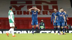 Pemain Arsenal Pablo Mari (tengah) melakukan selebrasi usai mencetak gol ke gawang Rapid Wien pada pertandingan Grup B Liga Europa di Emirates Stadium, London, Inggris, Kamis (3/12/2020). Arsenal menyegel status juara Grup B Liga Europa usai menaklukkan Rapid Wien 4-1. (AP Photo/Frank Augstein)