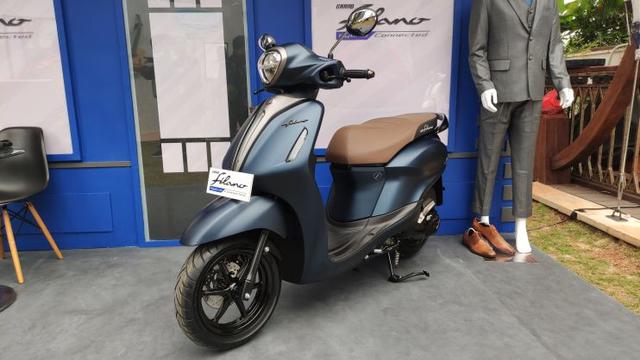 Yamaha Grand Filano Hybrid-Connected