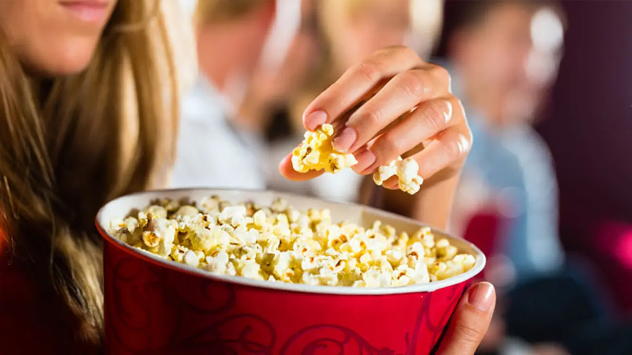 makan-popcorn-131007b.jpg