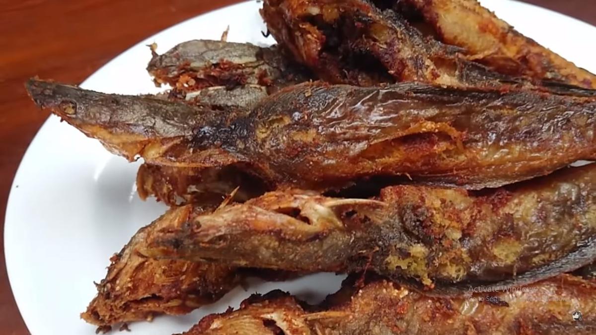 Cara Membuat Lele Goreng Tanpa Amis dan Lebih Renyah, Bersihkan dengan Benar
