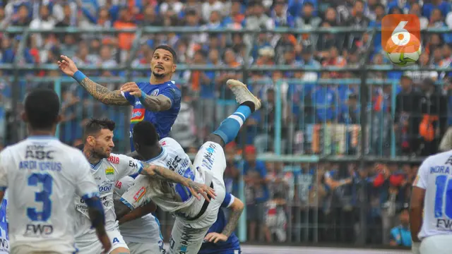 Arema FC vs Persib Bandung