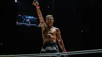 Superlek Kiatmoo9. (Dok One Championship)