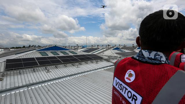 Menko Luhut Resmikan PLTS di Bali untuk Perkuat G20 dalam Transisi Energi Terbarukan