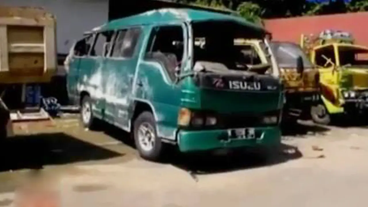 Segmen 1: Kecelakaan Maut hingga BJ Habibi Masih Dirawat