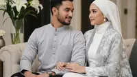 7 Ide Baju Lebaran Couple Suami Istri yang Simple Tapi Serasi, Tampil Kompak dan Elegan