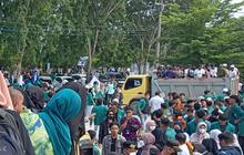 Aksi Mahasiswa Aceh Usir Paksa Pengungsi Rohingya dari Tempat Penampungan Sementara