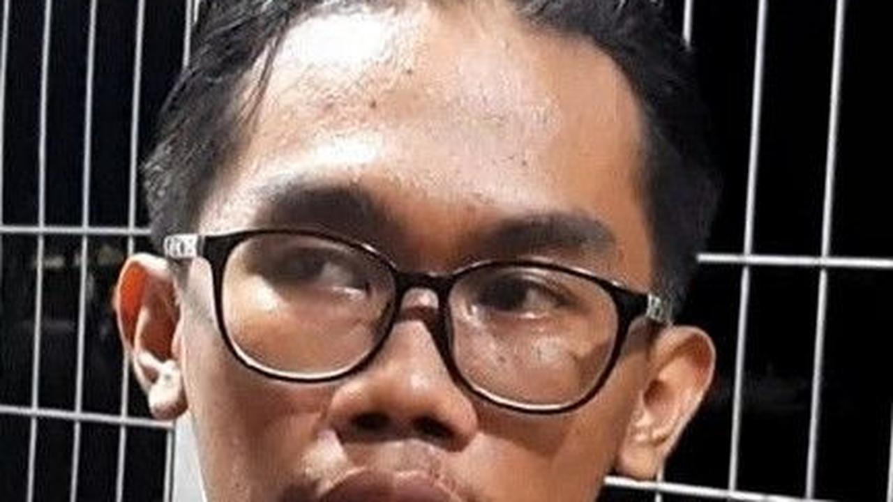 Almas juga putra dari Koordinator Masyarakat Antikorupsi Indonesia (MAKI), Boyamin Saiman.