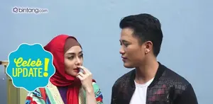 Terry Putri sedang menjalin asmara dengan Tirta ‘Drive’ yang usianya lima tahun lebih muda darinya.